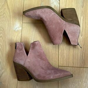 Vince Camuto Gigietta Malva sz 9